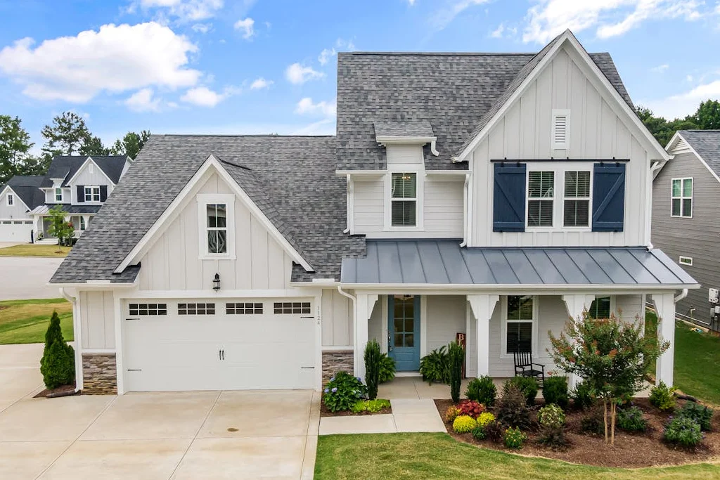 Commercial Shop in Green Fields, Lohgarh Road